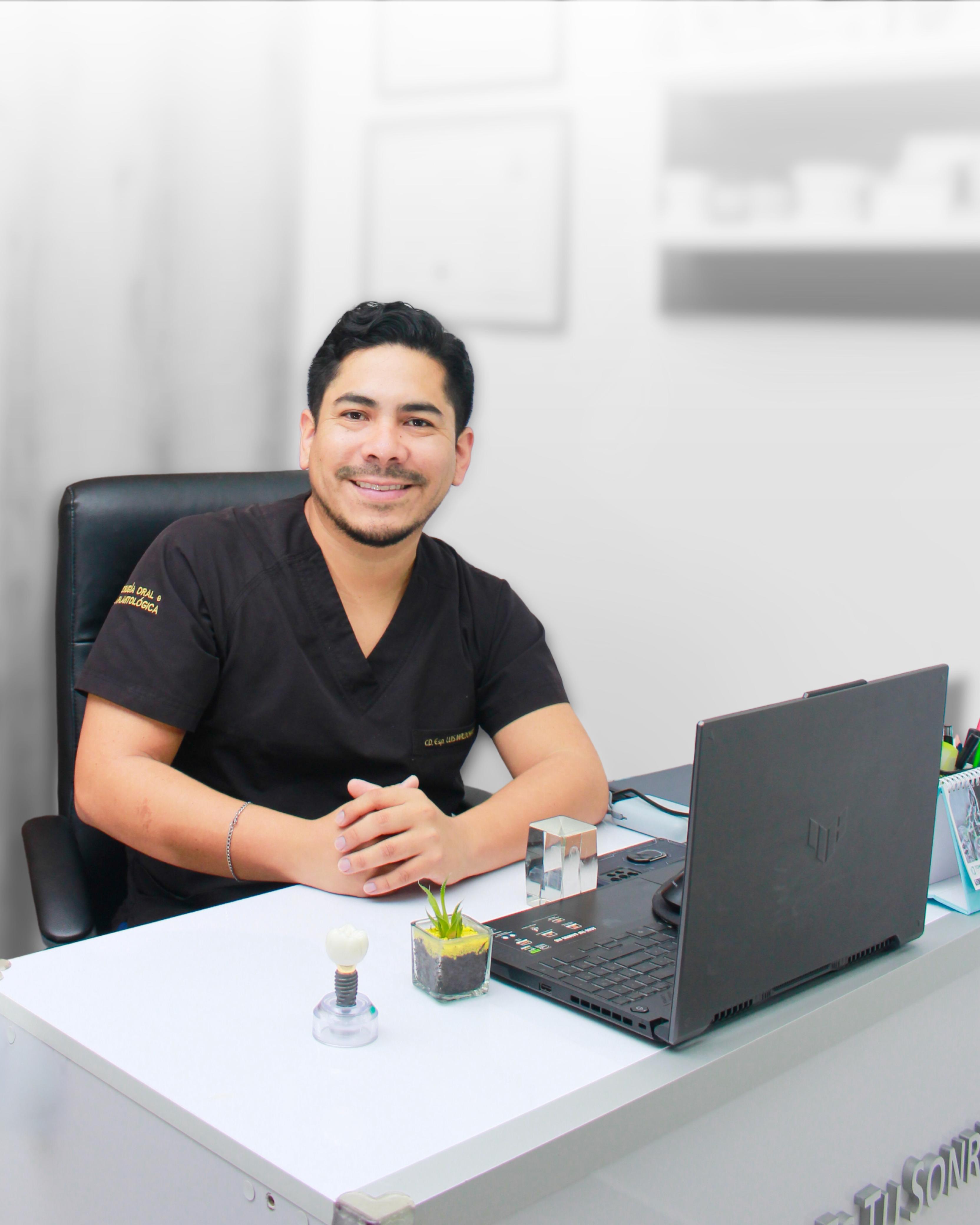 Dr. Luis Maldonado - Director Clínico LUNOVA